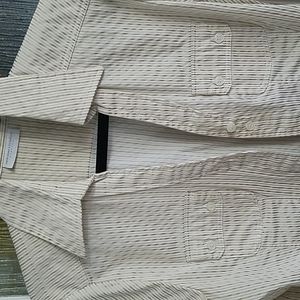 Beautiful New York & Company Stretch Button Down Shirt